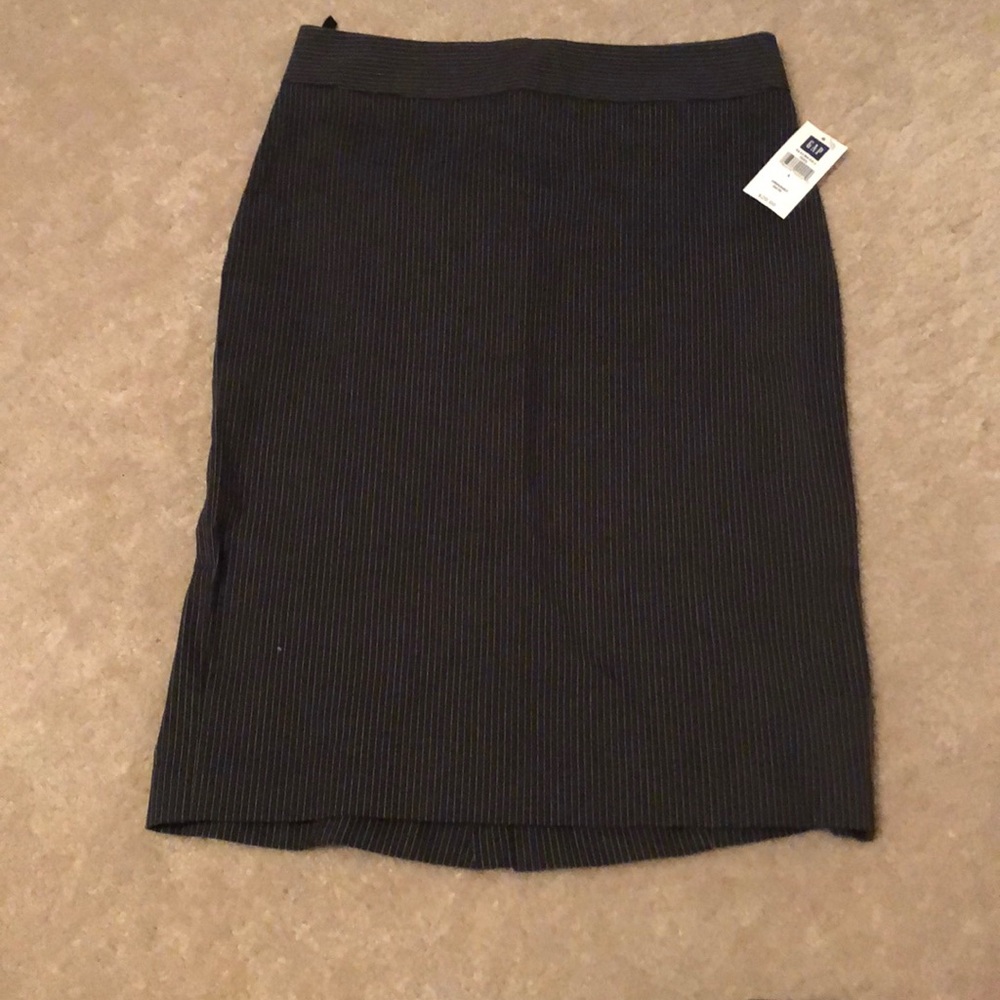 Gap pencil skirt